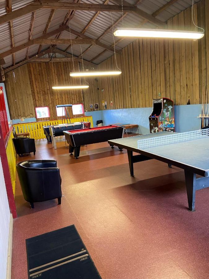 Our Goldfinch 1- Sleeps 2 Persons- Private Hot Tub-Pet Friendly-Tranquil Holiday Away From It All Yet Not Far From St Austell- The Holiday Home Has One Bedroom, Living And Dining Area, Equipped Kitchen-Decking-Outdoor Furniture-Fishing Lakes And More Grampound Екстер'єр фото